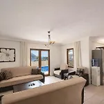 Kalkan'da Deniz Manzarali 6 Kisilik * קס