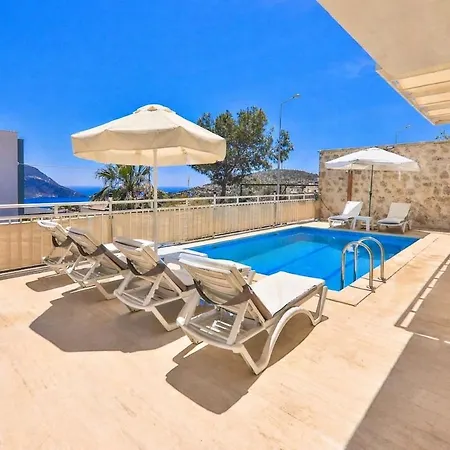 Kalkan'da Deniz Manzarali 6 Kisilik * קס