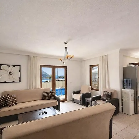 Kalkan'da Deniz Manzarali 6 Kisilik * קס