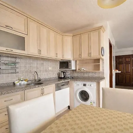 Kalkan'da Deniz Manzarali 6 Kisilik וילה