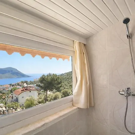 וילה Kalkan'da Deniz Manzarali 6 Kisilik קס