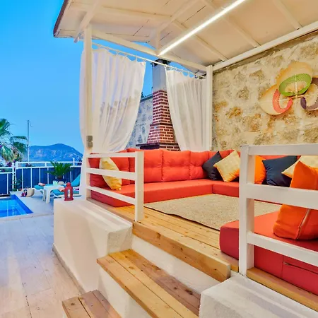 Kalkan'da Deniz Manzarali 6 Kisilik וילה קס