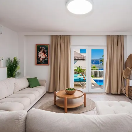 Kalkan'da Deniz Manzarali 6 Kisilik וילה קס