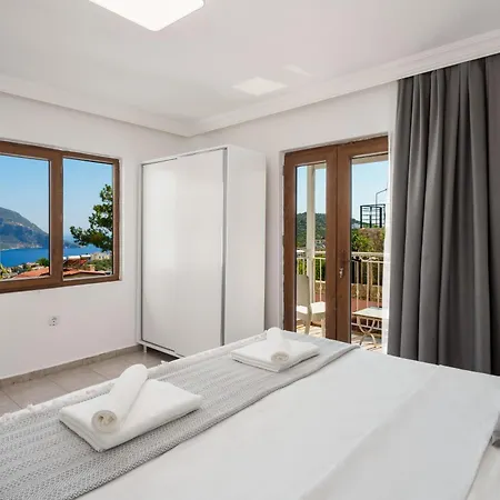 Kalkan'da Deniz Manzarali 6 Kisilik וילה *