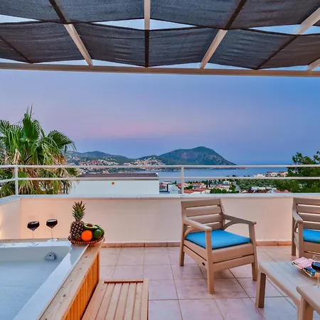 וילה Kalkan'da Deniz Manzarali 6 Kisilik *