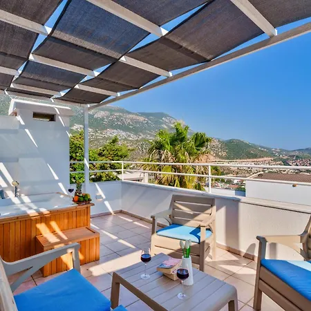 וילה Kalkan'da Deniz Manzarali 6 Kisilik קס