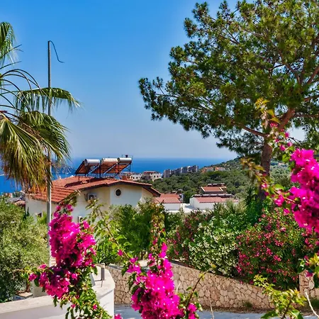 וילה Kalkan'da Deniz Manzarali 6 Kisilik *