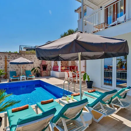 וילה Kalkan'da Deniz Manzarali 6 Kisilik קס