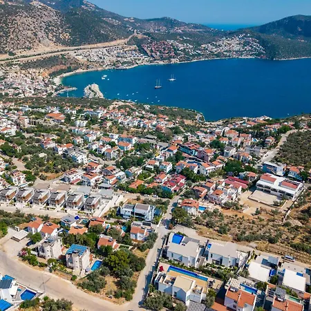 וילה Kalkan'da Deniz Manzarali 6 Kisilik *