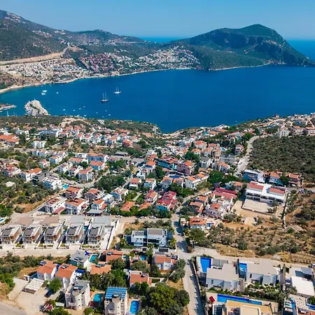 Kalkan'da Deniz Manzarali 6 Kisilik וילה קס
