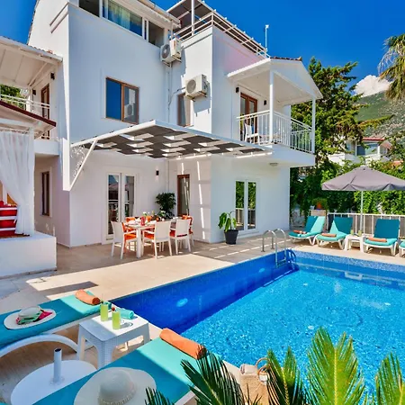 וילה Kalkan'da Deniz Manzarali 6 Kisilik