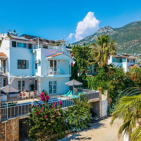 Kalkan'da Deniz Manzarali 6 Kisilik וילה *