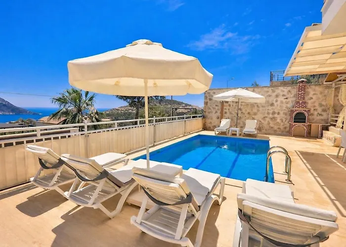 Kalkan'da Deniz Manzarali 6 Kisilik *