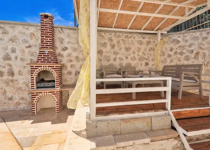 Kalkan'da Deniz Manzarali 6 Kisilik * Kas