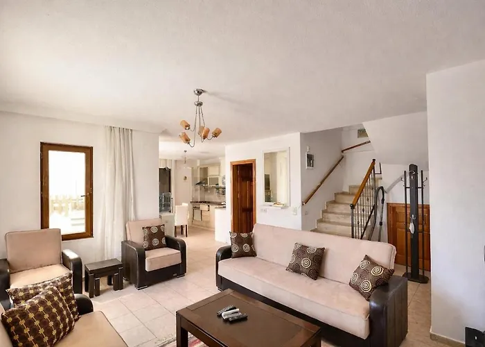 Villa Kalkan'da Deniz Manzarali 6 Kisilik *