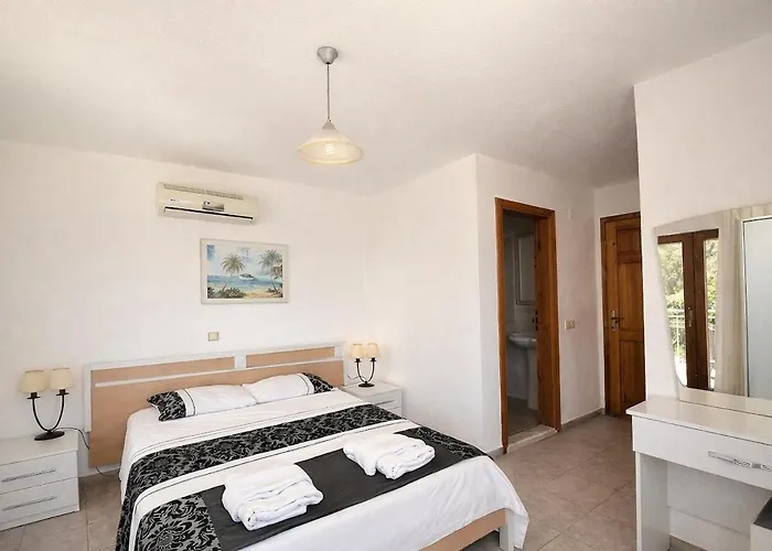 Villa Kalkan'da Deniz Manzarali 6 Kisilik *