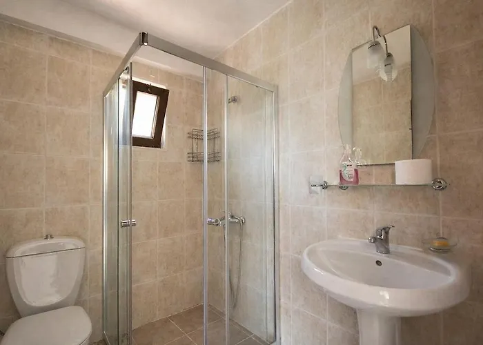 Villa Kalkan'da Deniz Manzarali 6 Kisilik Kas